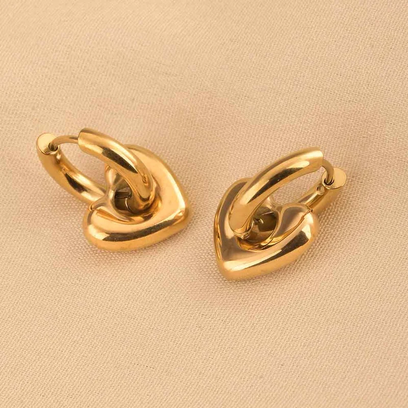 بالموناس PALMONAS Gold Heart Hoop Earrings for Women | 18K Gold Plated, Waterproof & Anti-Tarnish